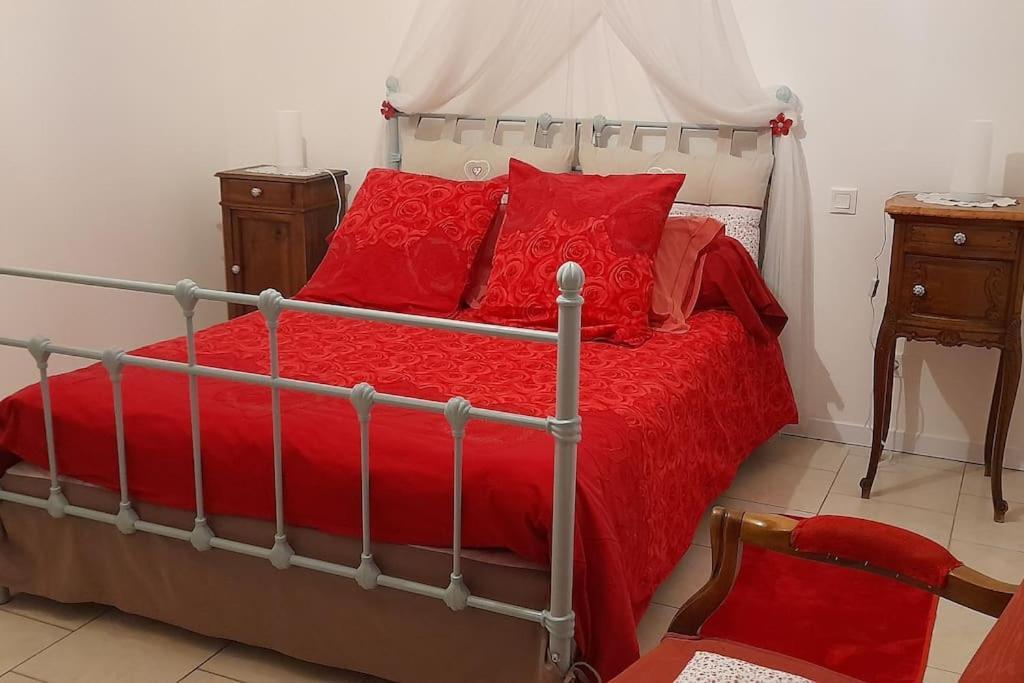 Le Chausse A Bres Chambre D'Hotes 2 Payzac  المظهر الخارجي الصورة